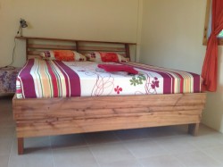 6' double bed without mosquito net